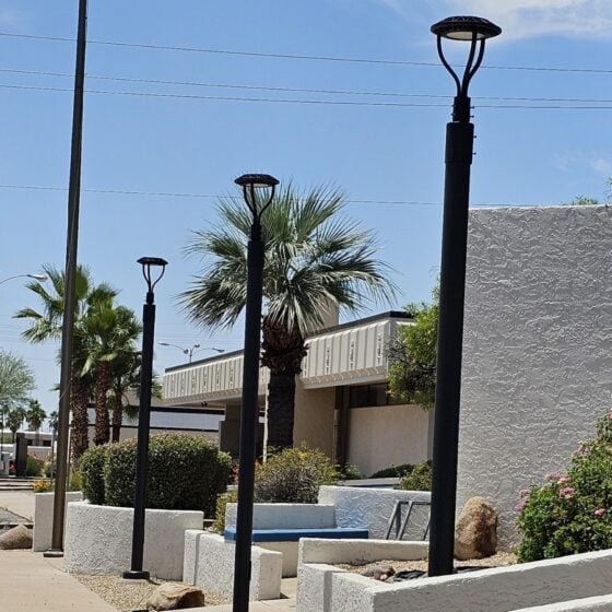 80 / 100 / 120 / 150 Watt Adjustable LED Post Top Light: installed in outdoor setting