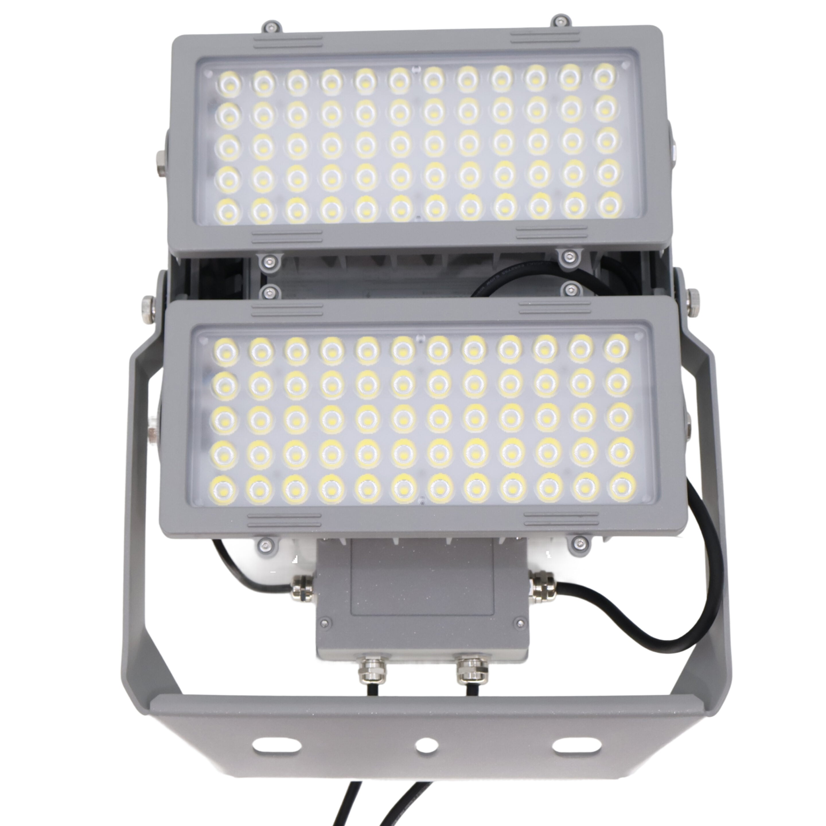 400 Watt LED Area Flood Light: front view with LED chips