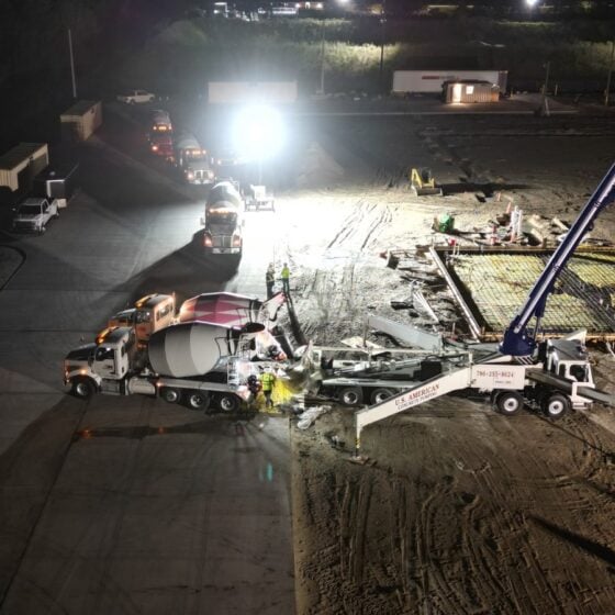 600 Watt LED Flood Light: light tower installation