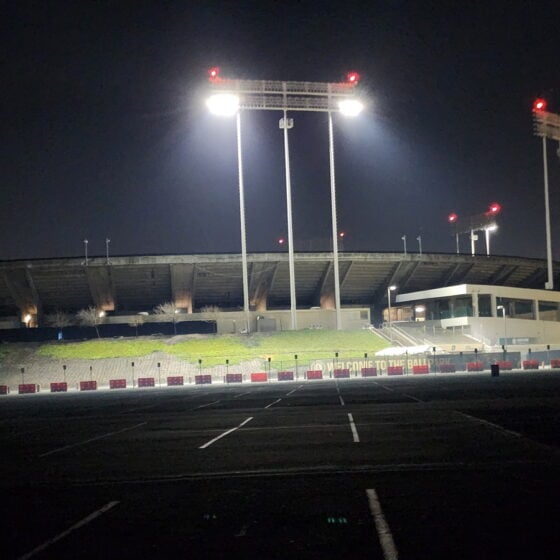 600 Watt LED Flood Light: installation view 1