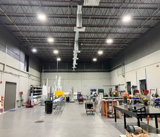 100 / 120 / 150 / 200 / 240 Watt Adjustable LED UFO High Bay: LED replacement installation