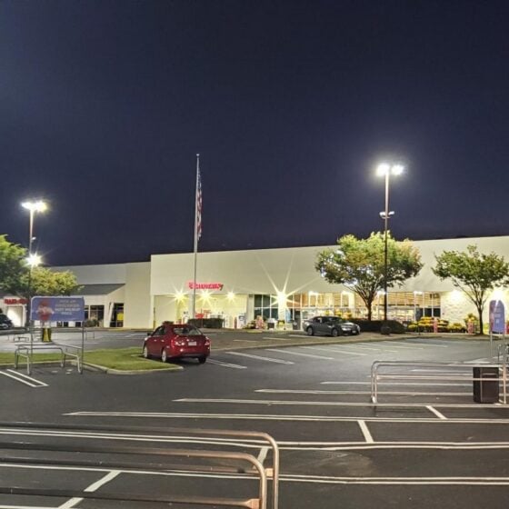 150 Watt LED Shoebox Area Light: parking lot installation