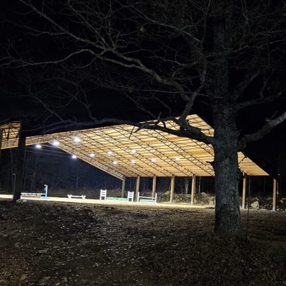 120 / 160 / 200 Watt Adjustable LED UFO Light: another view in a horse arena