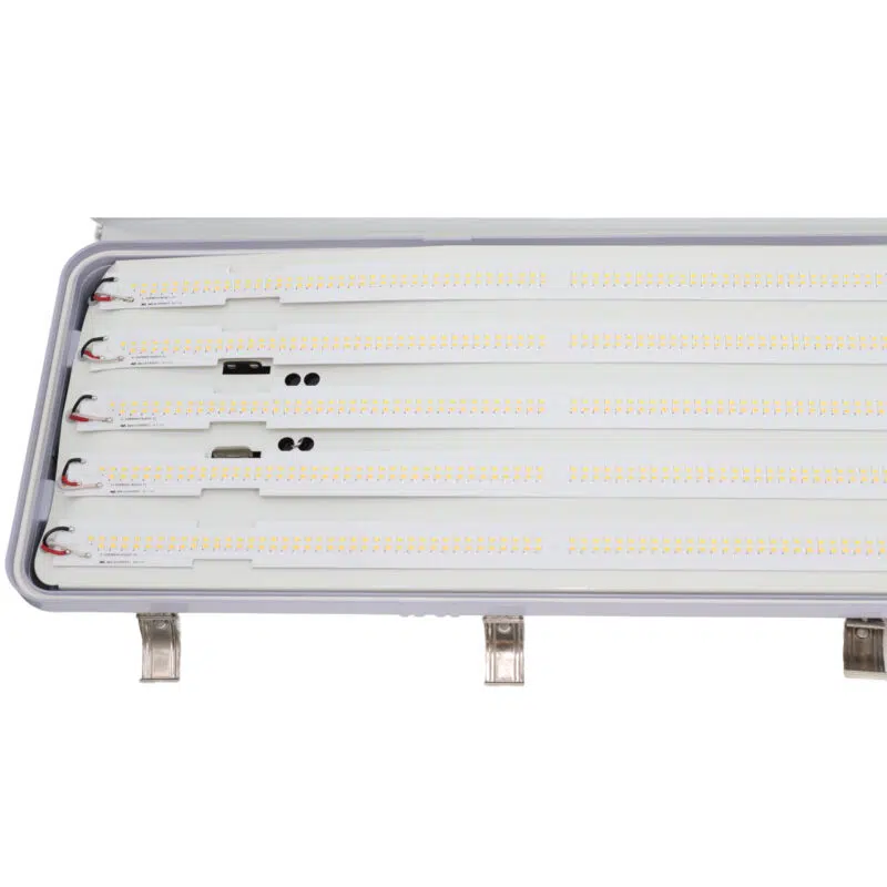 105 135 165 Wattage Adjustable Led Linear Vapor Tight Nsf Light 13650 To 21450 Lumens 3500k 4000k 5000k 100 277v Close Up
