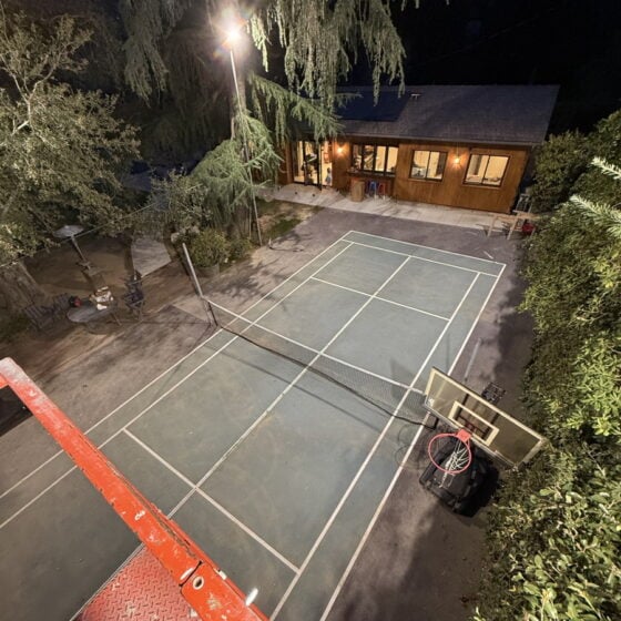 90 / 120 / 150 Watt Adjustable LED Flood Light: installation on badminton court