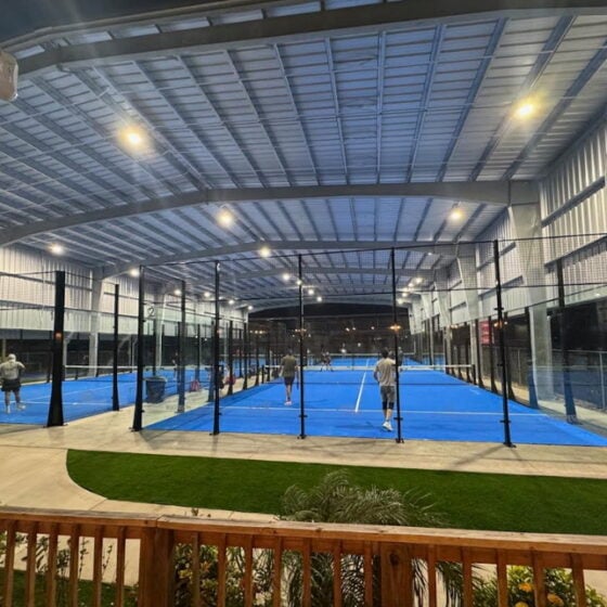 120 / 160 / 200 Watt Adjustable UFO LED High Bay: installation on padel ball court